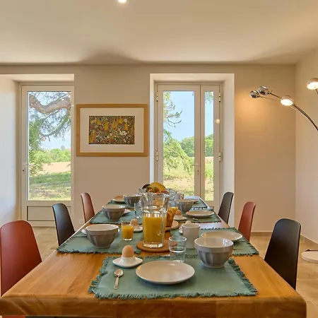 Le Sequoia De Saint Martin - Maison Spacieuse Holiday home Seyches